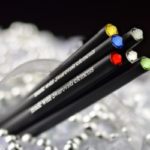 Černé tužky s kamínkem Swarovski